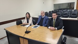 Esther Roa no se presentó e irá a juicio oral por querella de abogado
