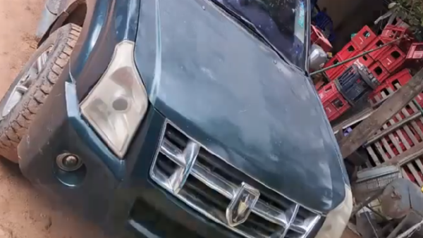 Se fue a consultar en el IPS Yrendague y le robaron su camioneta, que era parte de su liquidación