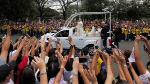 Exhibirán papamóvil por los 10 años de la visita de Francisco a Paraguay