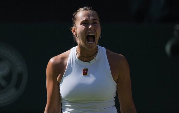 Versus / Sabalenka sufre para llegar por tercera vez a unas semifinales en Wimbledon