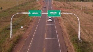 MOPC informa que continúan obras en puntos críticos de la ruta PY01