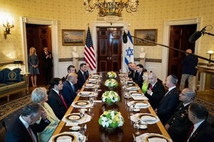 Netanyahu, con EEUU buscamos países para desplazados de Gaza - ADN Digital