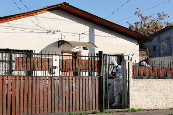 Chile: una mujer habría asesinado y enterrado dentro de una maleta a su propia madre | Unicanal