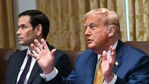 Video: Trump se enfurece al ser consultado por el tema Epstein: "¿Todavía hablamos de este asqueroso?"
