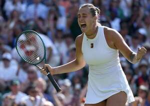 Sabalenka despierta a tiempo para meterse en sus terceras semifinales de Wimbledon  - Polideportivo - ABC Color