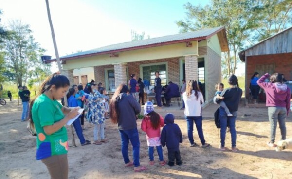 Asisten a familias indígenas en Itakyry