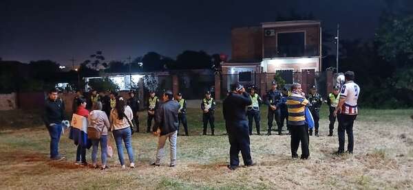 Ñemby: escrachan a jueza que multó a concejal - Nacionales - ABC Color