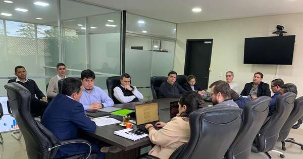 La Nación / Gobierno garantiza pago a transportistas, afirma viceministro de Transporte