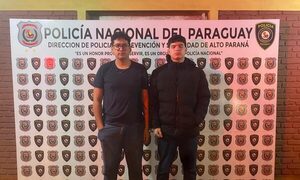 Atrapan a funcionario infiel que hurtó celulares y a reducidor