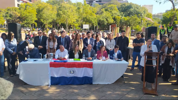 “Asunción no puede seguir siendo rehén de mafias políticas': Katia González oficializa su candidatura con una hoja de ruta clara
