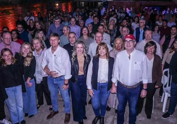 Nico Zárate lanza su precandidatura a la intendencia de Asunción por la disidencia colorada - El Trueno