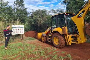 Itaipú anula accesos irregulares en la franja de protección del embalse de la Reserva Pikyry | DIARIO PRIMERA PLANA