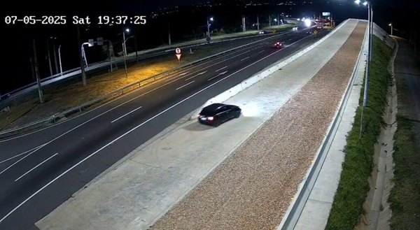 Conductor se expone a multa por mal uso de rampa de emergencia
