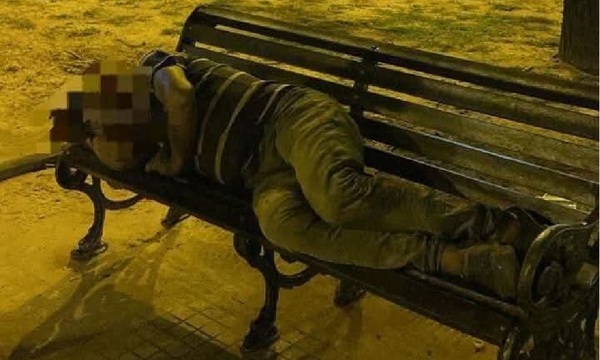 Hallan cuerpo sin vida en la Plaza de los Héroes de Coronel Oviedo - OviedoPress