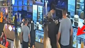 ¡Terrible! Mozo denunció que fue toqueteado 2 veces por un cliente