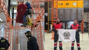 Bomberos Voluntarios de Encarnación obtienen certificación internacional en rescate en alturas