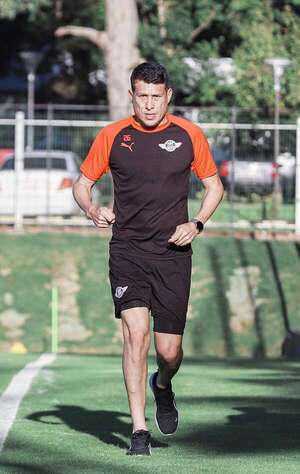 Libertad: Hernesto, baja por distensión de rodilla - Fútbol - ABC Color
