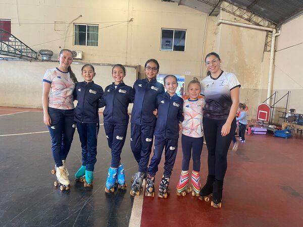 Pequeñas patinadoras de Itapúa brillan en el Panamericano de Buenos Aires