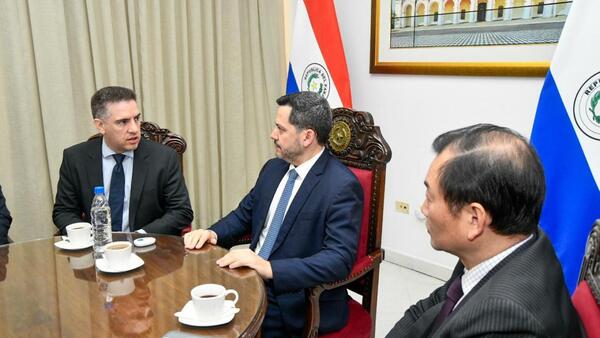 Titular de Mitic se desentiende de crisis en ciberseguridad y plantea crear dos viceministerios