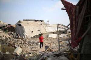 Gaza: Israel mata a 22 personas, entre ellos 10 niños que aguardaban reparto de alimentos - Mundo - ABC Color