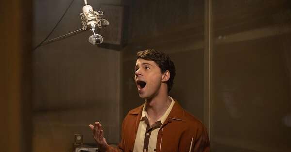 La Nación / Otra biopic: la vida de Raphael llegará a Netflix