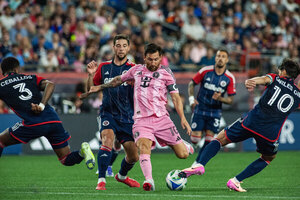 Versus / Messi marca un doblete por cuarto partido seguido en la MLS