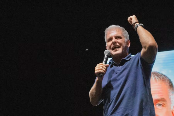 Agustín Saguier: ‘Asunción no necesita un maquillaje, necesita elecciones ya’