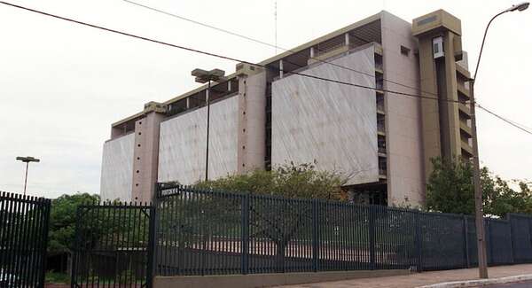 Un solo banco puso en jaque al Sipap, revela el BCP - Economía - ABC Color