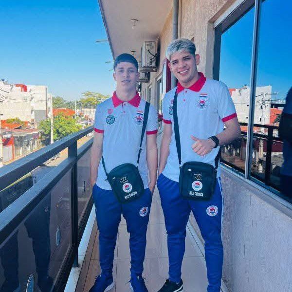 Franqueños forman parte de gira con selección de pikivóley en Europa