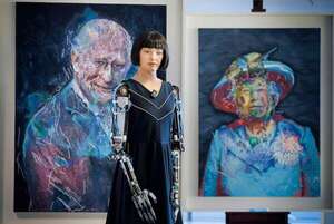 Ai Da, el robot artista que pintó al rey Carlos III y dice no querer reemplazar a los humanos - Tecnología - ABC Color