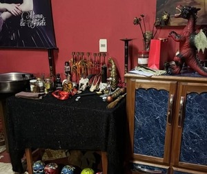 Rescatan a menores vulnerables dentro de un templo satánico - Portal Digital Cáritas Universidad Católica