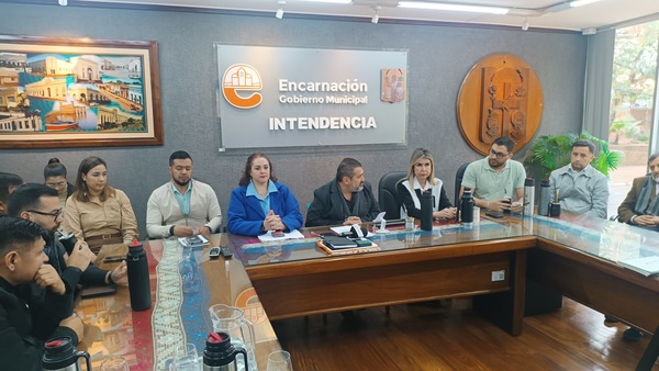 Intendente de Encarnación aclara dudas a concejales departamentales sobre el estacionamiento tarifado