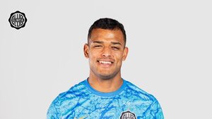 Olimpia presenta al charrúa Lucas Morales