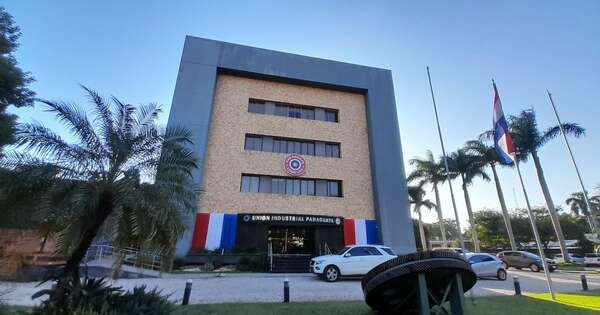 Diario HOY | UIP respalda paquete de leyes del Ejecutivo para modernizar el Estado y atraer inversiones