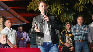 Ante nuevos rumores, Wagener señala que renuncia de Nenecho sería un "regalo pire" para tapar el saqueo
