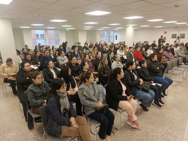 Futuros funcionarios del Hospital General de Itapúa fueron capacitados en sus funciones