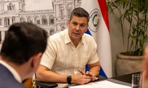 Peña reconoce colapso del transporte público y anuncia reforma integral