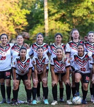 (GALERIA). La esposa de Junior, Fátima Román: “Somos las chicas de La Guardia Pretoriana”