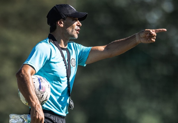 Fabián Bustos planea variantes para visitar a Sportivo Trinidense en Encarnación