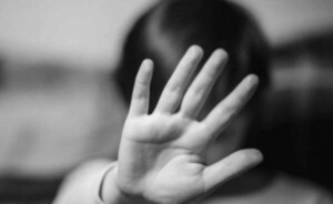 Condenan a 18 años de cárcel a un hombre por abusar de su hija