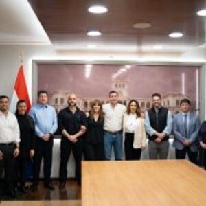 Gobierno Nacional impulsa el crecimiento del sector audiovisual con histórica ampliación presupuestaria al INAP :: Presidencia de la República del Paraguay