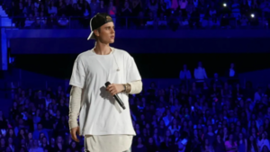 Justin Bieber lanzará su séptimo álbum de estudio este viernes