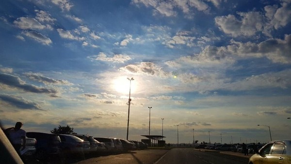 Continuarán las noches frescas y los días cálidos