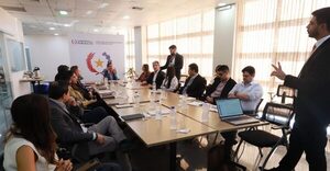 Presentan estudio de “Hoja de Ruta 2035″ al Ministerio del Trabajo