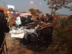 Un fallecido tras violento accidente sobre autopista Silvio Pettirossi - trece