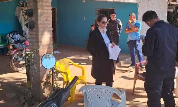 Buscan a policía acusado de abusar de su hijastra: incumplió arresto domiciliario y está prófugo – Prensa 5