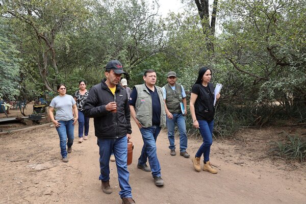 Unos cincuenta inversionistas del Chaco recibirán su título de propiedad antes de fin de año, anuncia el presidente del INDER