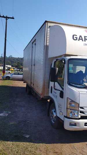 Hurtan mercadería de camión distribuidor en el circuito comercial de Encarnación