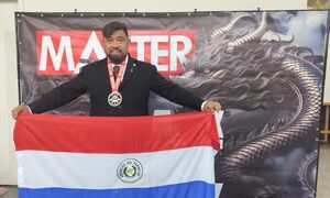 ¡Orgullo nacional! Sifu César Centurión dejó en alto al Paraguay en rapailandia
