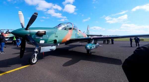 Súper Tucanos: en defensa propia, piloto puede derribar aviones, confirman - Noticiero Paraguay